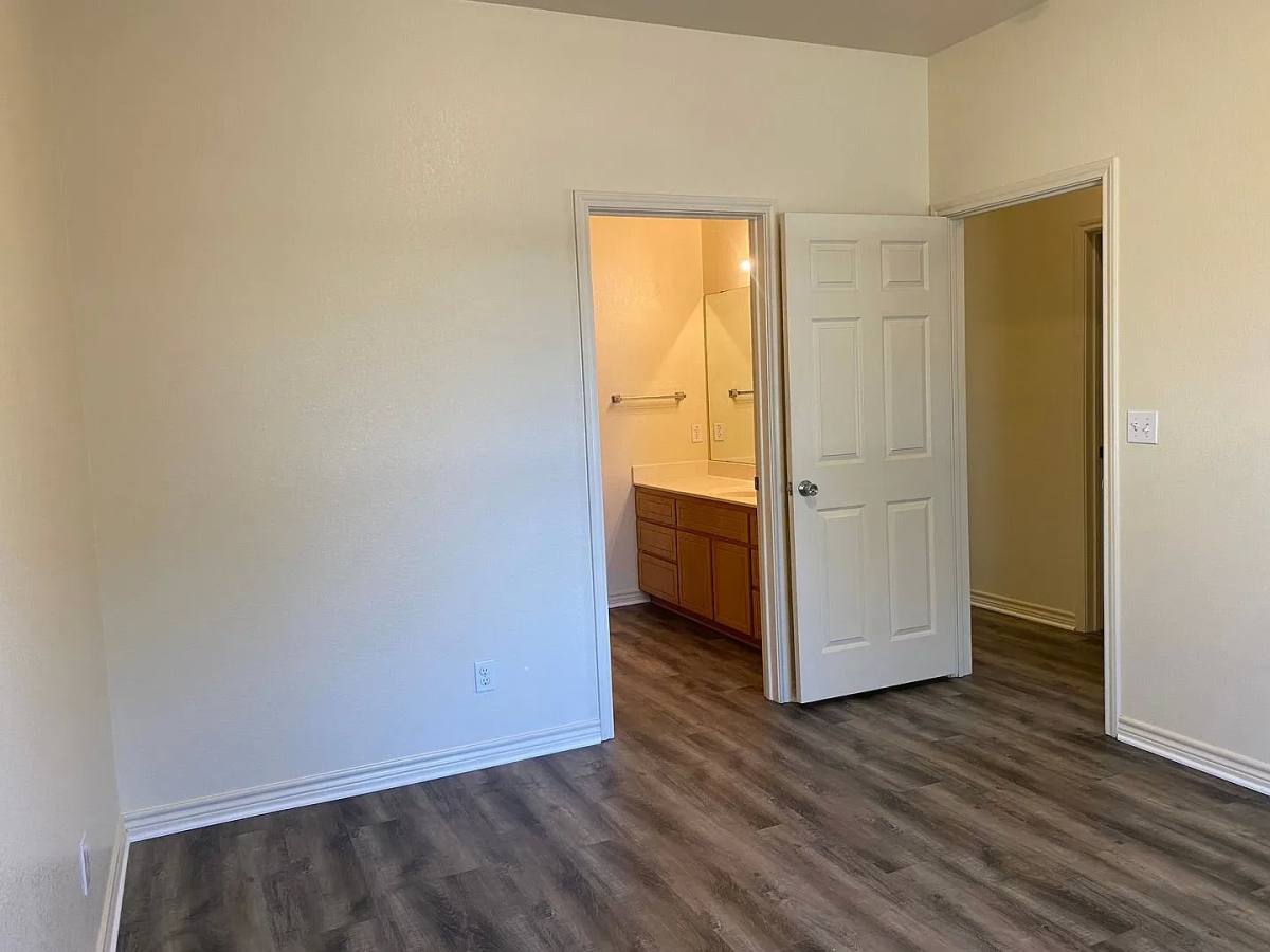 Apartment for rent at 2110 S 5th, Temple, TX 76501