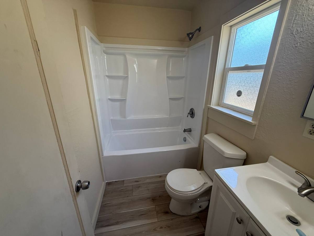 Townhouse for rent at 1004-1006 E 8th St, The Dalles, OR 97058