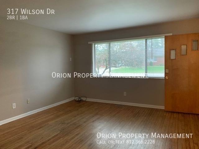 Apartment for rent at 317 Wilson Dr, Bloomfield, IN 47424