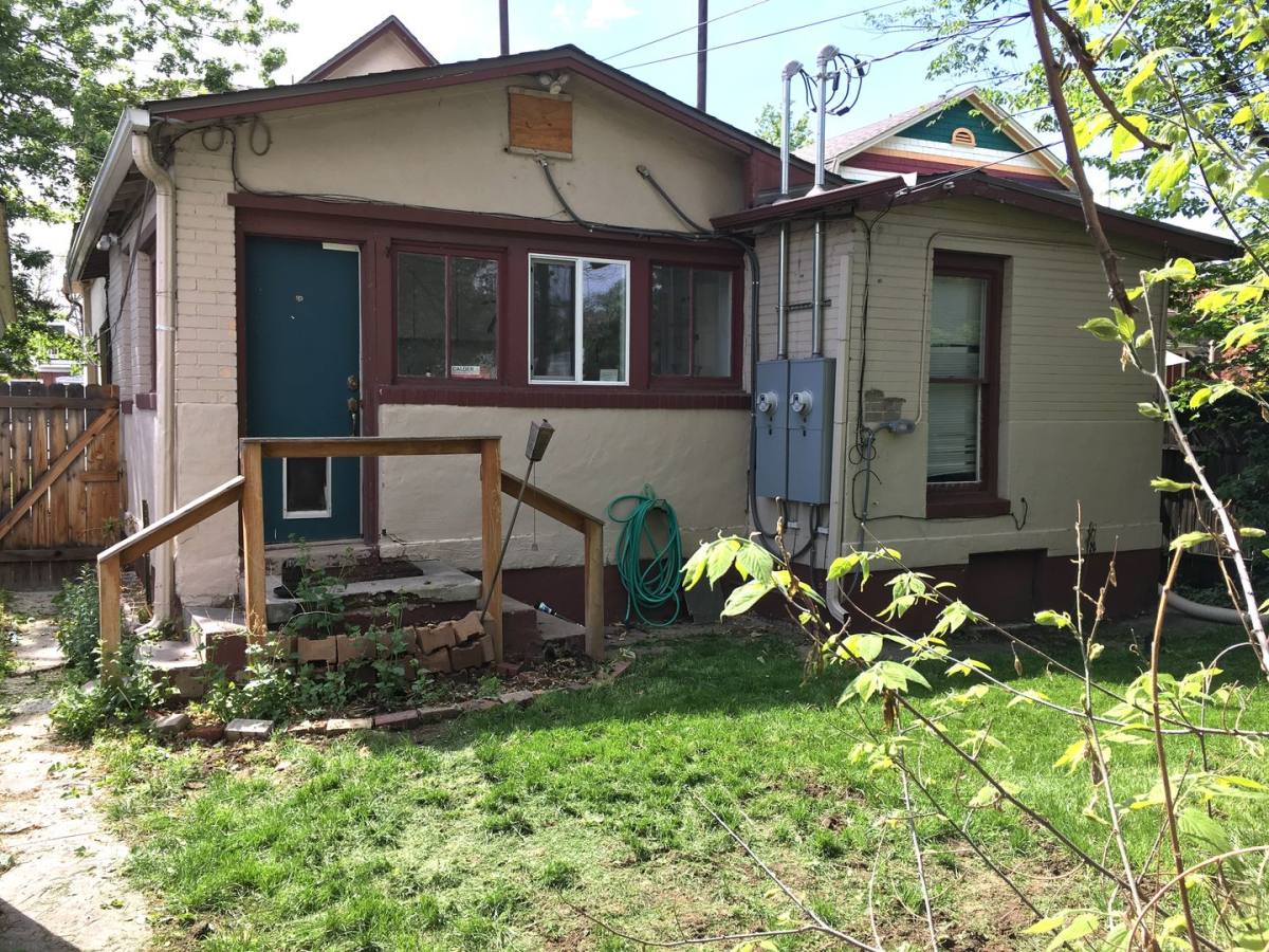 Apartment for rent at 1020-1022 S Washington St, Denver, CO 80209