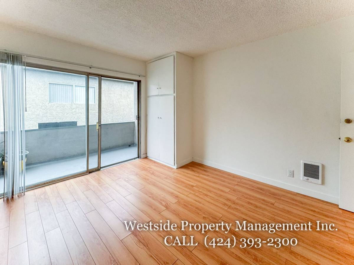 Apartment for rent at 3536 Hughes Ave #204 A, Los Angeles, CA 90034