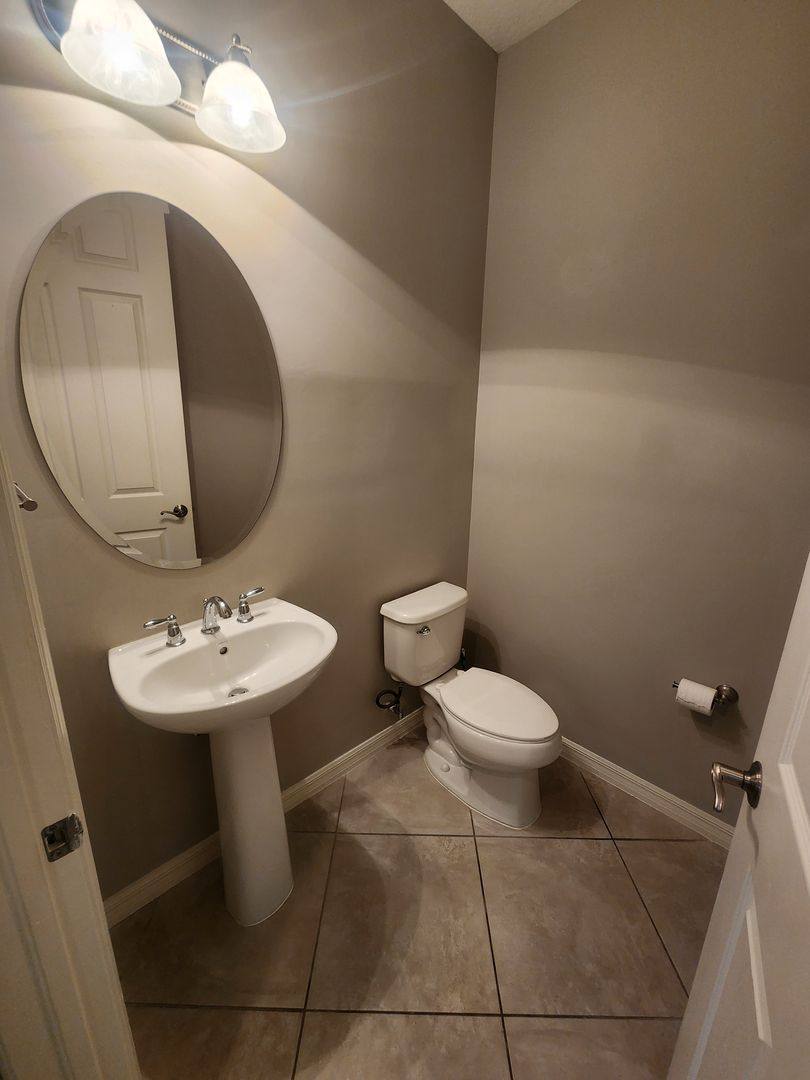 Townhouse for rent at 9071 Albion Lane N, Naples, FL 34113