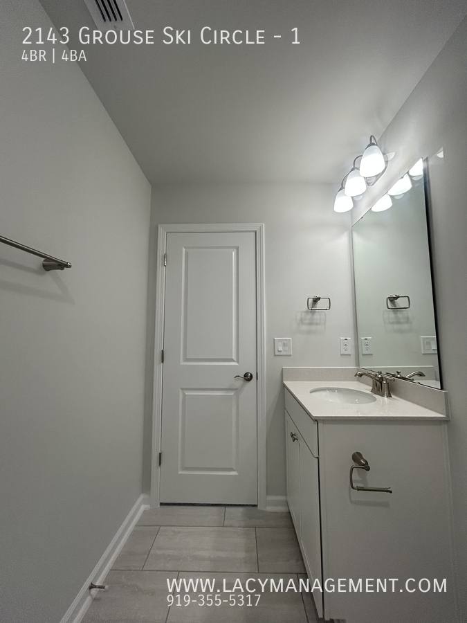 Townhouse for rent at 2143 Grouse Ski Circle #1, Apex, NC 27523