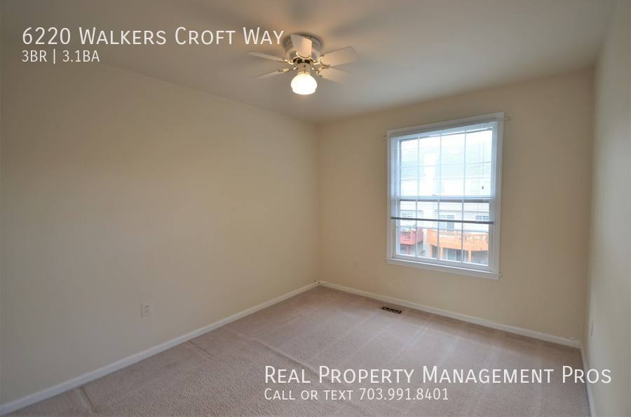 Townhouse for rent at 6220 Walkers Croft Way, Alexandria, VA 22315