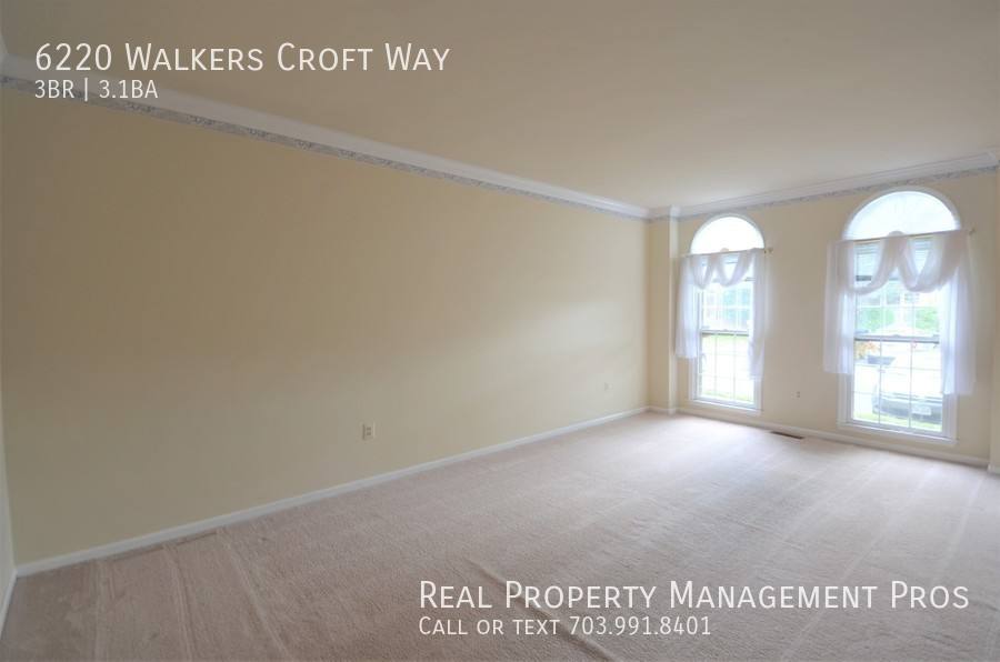 Townhouse for rent at 6220 Walkers Croft Way, Alexandria, VA 22315