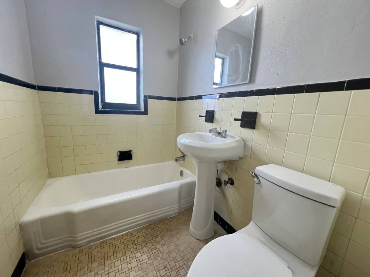 Apartment for rent at 1210 NW 2 Ave, Miami, FL 33136