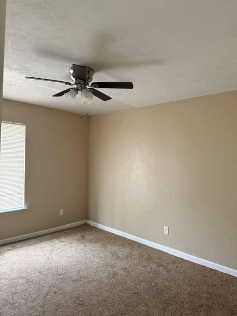 Apartment for rent at 1819 S Gadsden St, Tallahassee, FL 32301