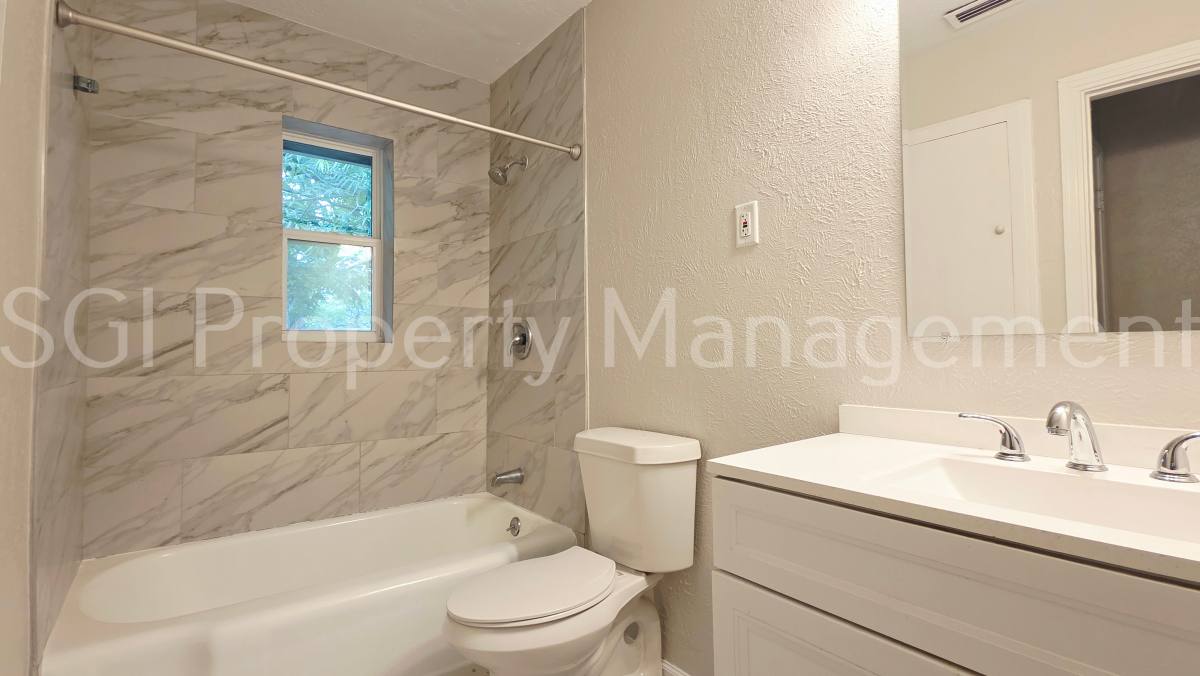 House for rent at 314 16th St W, Irving, TX 75060