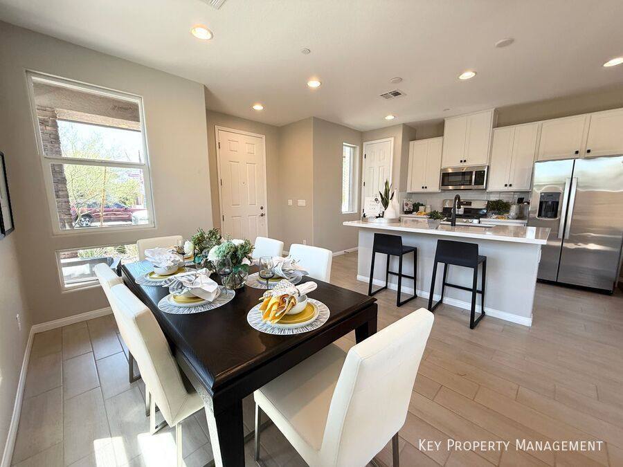 Townhouse for rent at 916 Cottonwood Hill Place, Henderson, NV 89011