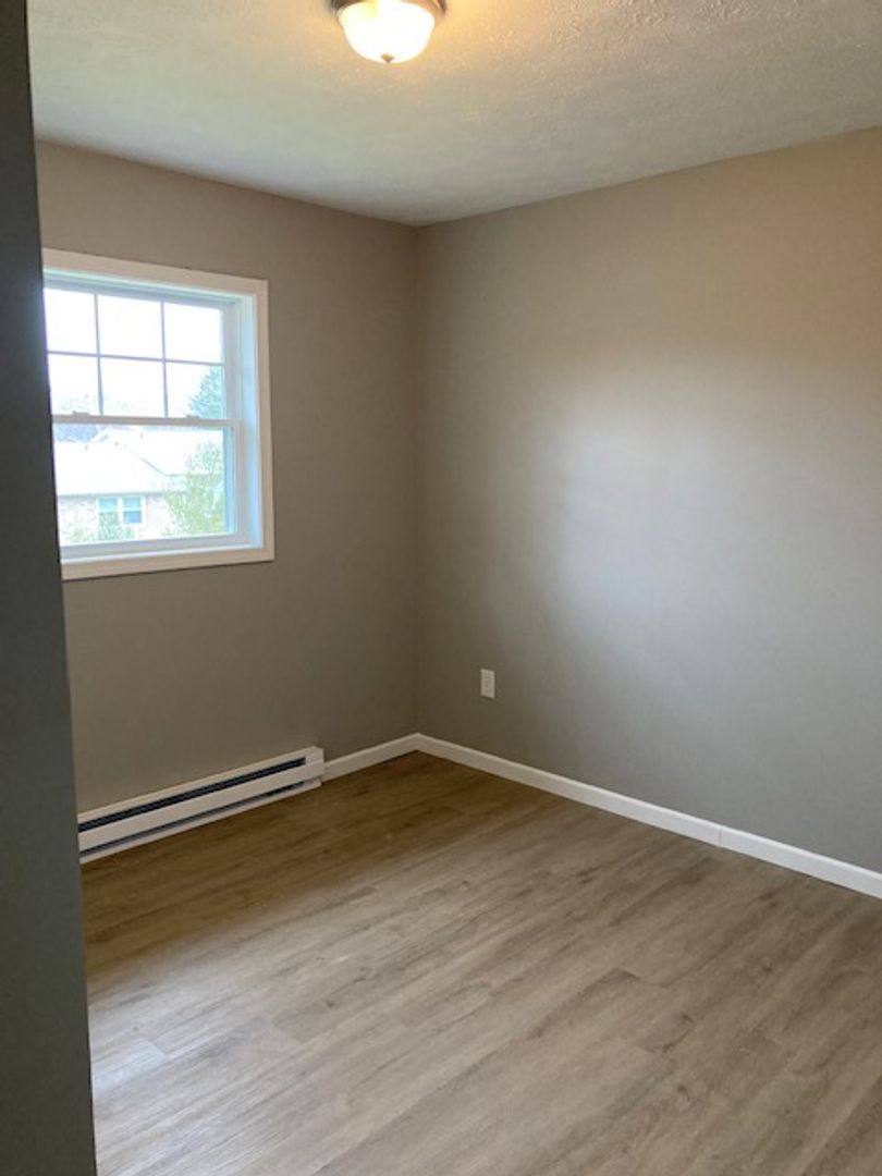 Apartment for rent at 6 Ashland Ave, Elmira, NY 14903