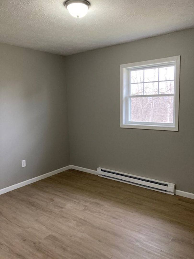 Apartment for rent at 6 Ashland Ave, Elmira, NY 14903
