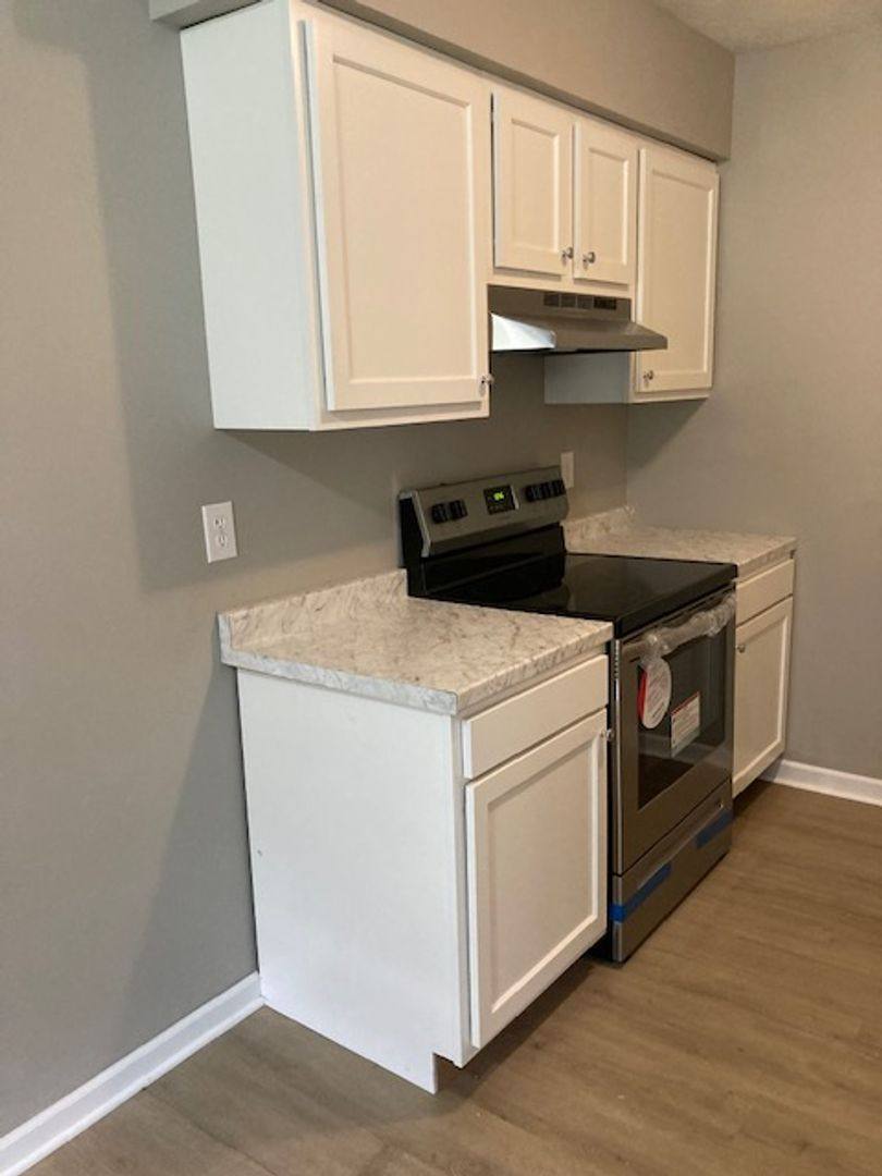 Apartment for rent at 6 Ashland Ave, Elmira, NY 14903