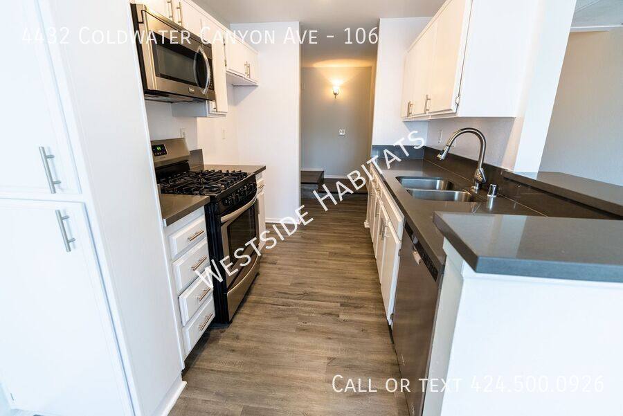 Apartment for rent at 4432 Coldwater Canyon Ave #106, Studio City, CA 91604