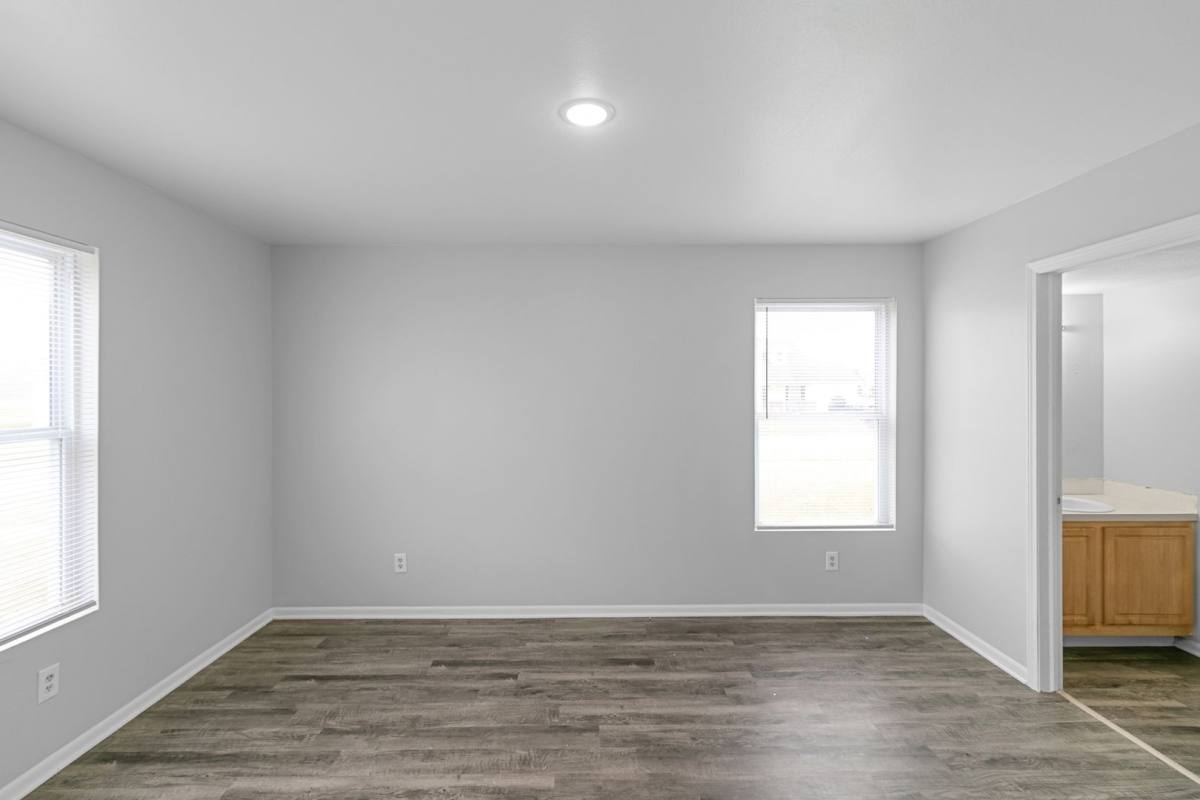 Apartment for rent at 2800 Brookwood N, Saginaw, MI 48601