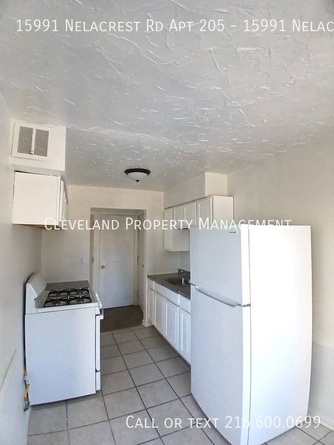 Apartment for rent at 15991 Nelacrest Rd #205, Cleveland, OH 44112