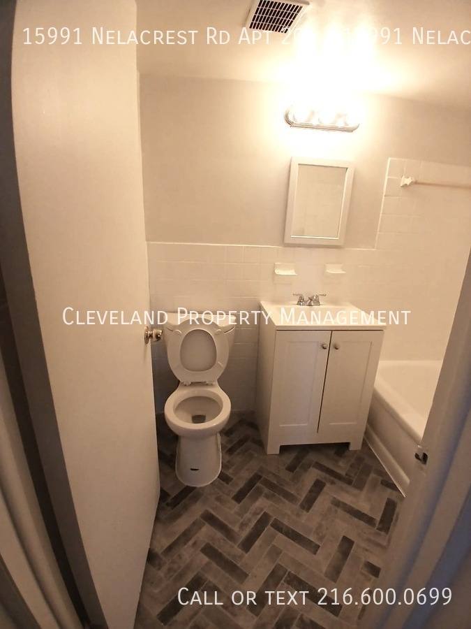 Apartment for rent at 15991 Nelacrest Rd #205, Cleveland, OH 44112