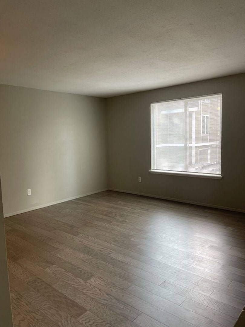 Townhouse for rent at 4323 67th Ave W, Tacoma, WA 98466