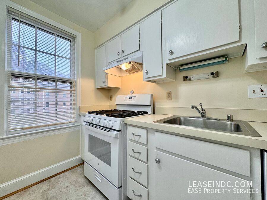 Apartment for rent at 2721 Ordway St NW #4, Washington, DC 20008
