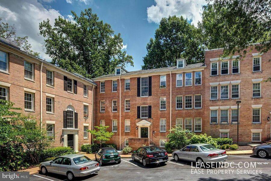 Apartment for rent at 2721 Ordway St NW #4, Washington, DC 20008