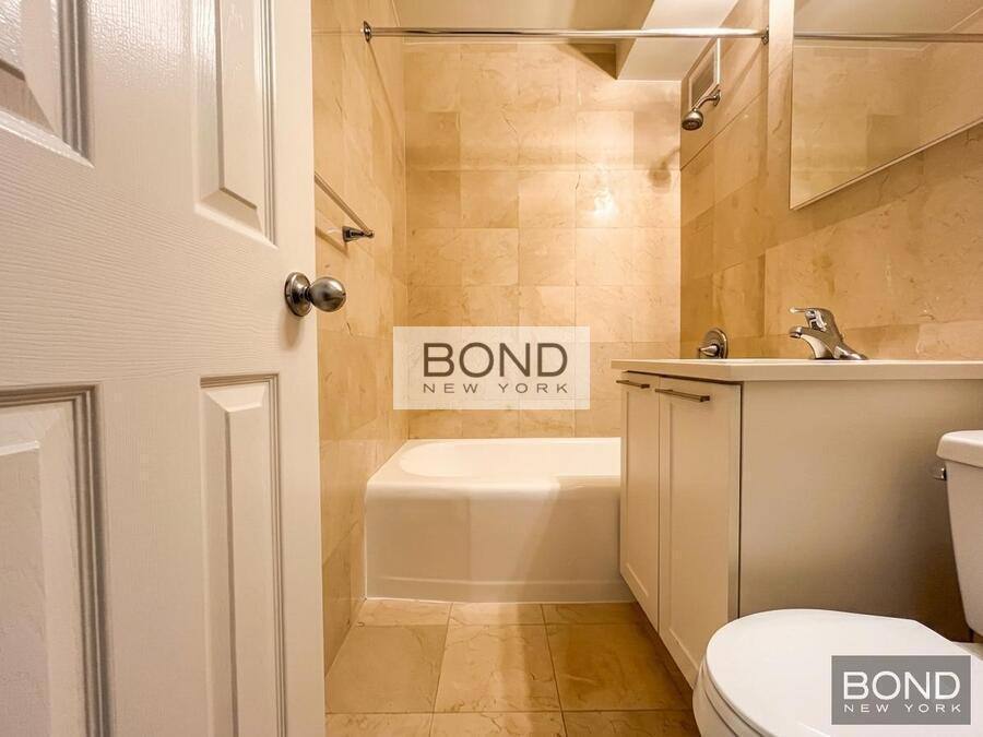 Apartment for rent at 435 E 79th St W, New York, NY 10075