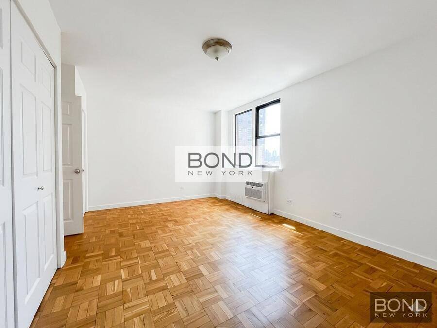 Apartment for rent at 435 E 79th St W, New York, NY 10075