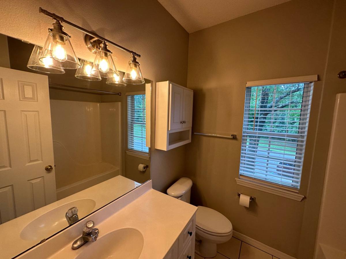 House for rent at 1501 N Partin, Niceville, FL 32578