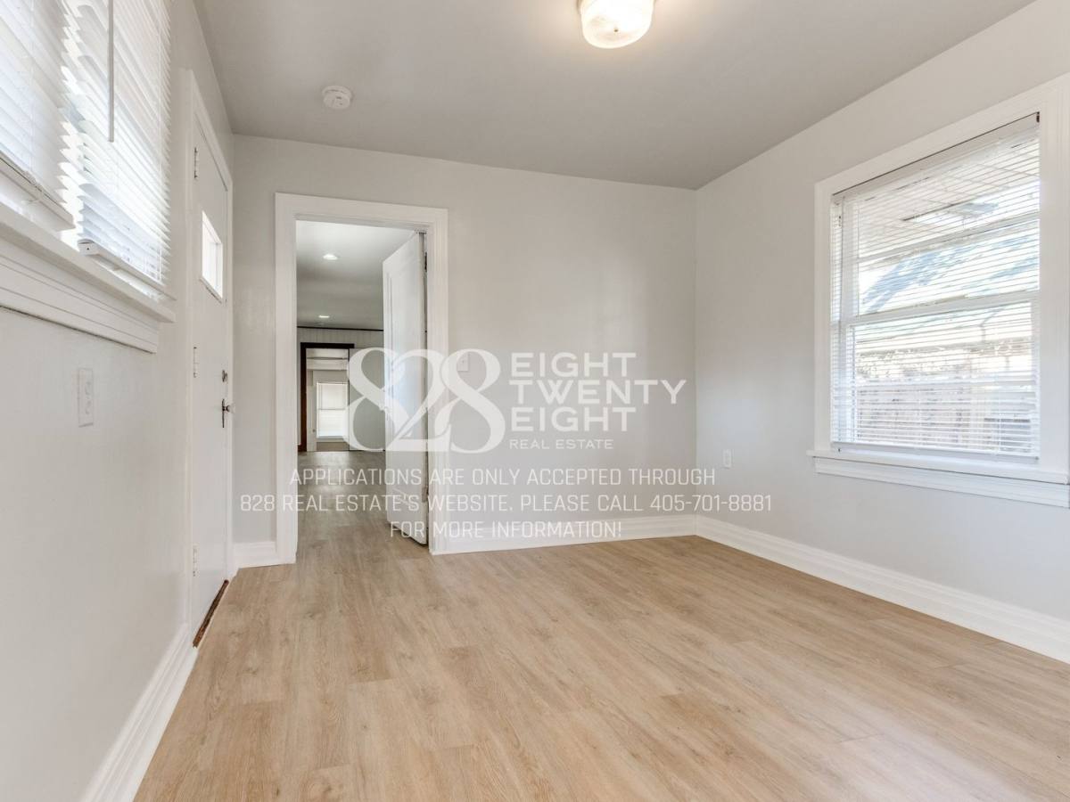 Townhouse for rent at 241 Emelyn St, Norman, OK 73069