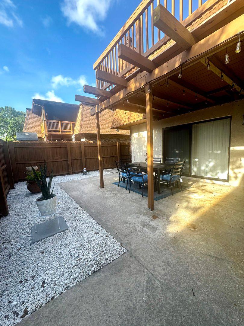 Townhouse for rent at 1696 S Park Ave, Titusville, FL 32780