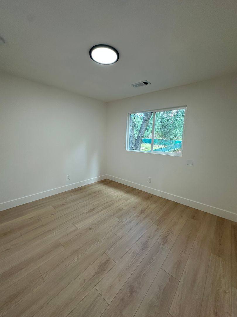 Apartment for rent at 1707 Grand Coulee Blvd, Shasta Lake, CA 96019