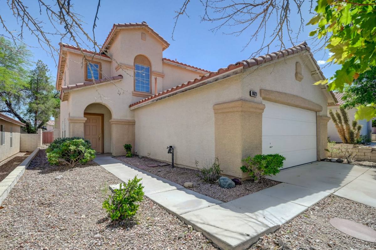 House for rent at 8621 Grand Pine Ave, Las Vegas, NV 89143