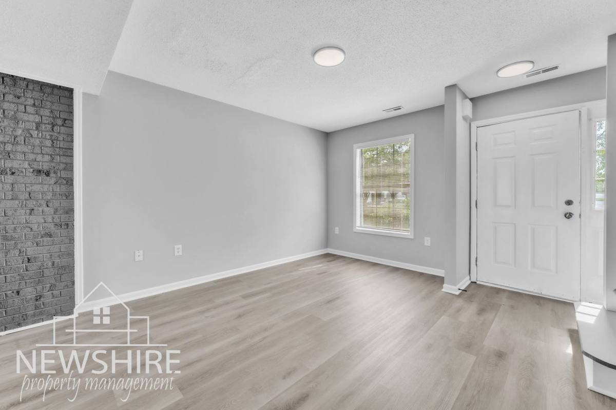 Townhouse for rent at 200 S Liberty St, Spartanburg, SC 29306