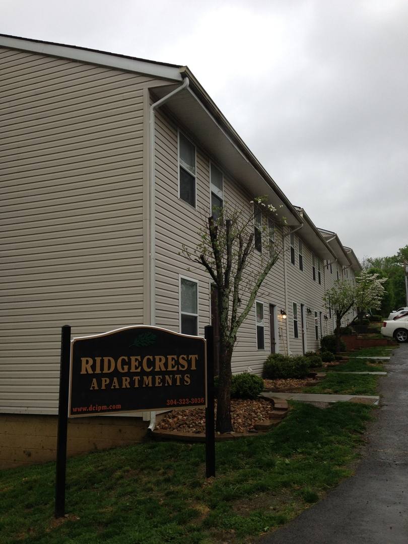 Apartment for rent at 100 Lewis St, Bluefield, WV 24701