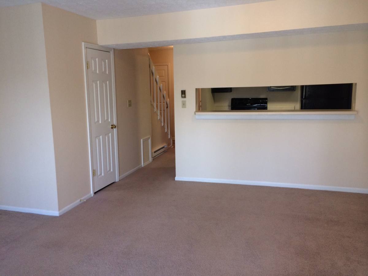Apartment for rent at 100 Lewis St, Bluefield, WV 24701