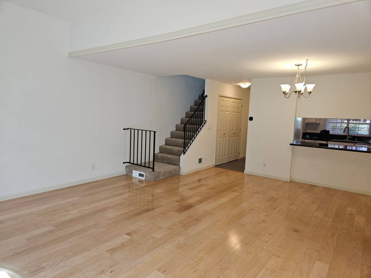 Townhouse for rent at 818 Rue Montagne, Campbell, CA 95008
