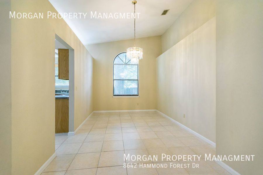 House for rent at 8642 Hammond Forest Dr, Jacksonville, FL 32221