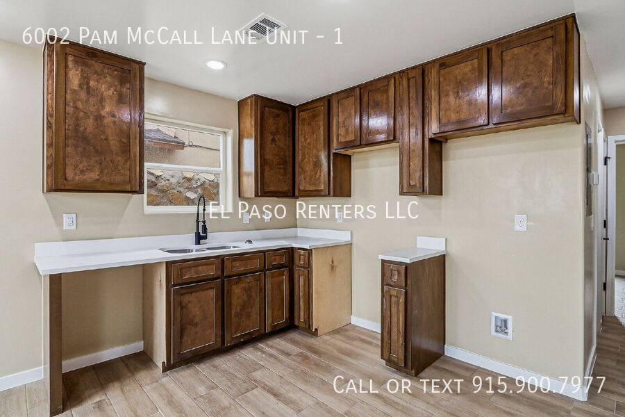 Apartment for rent at 6002 Pam McCall Lane #1, El Paso, TX 79924
