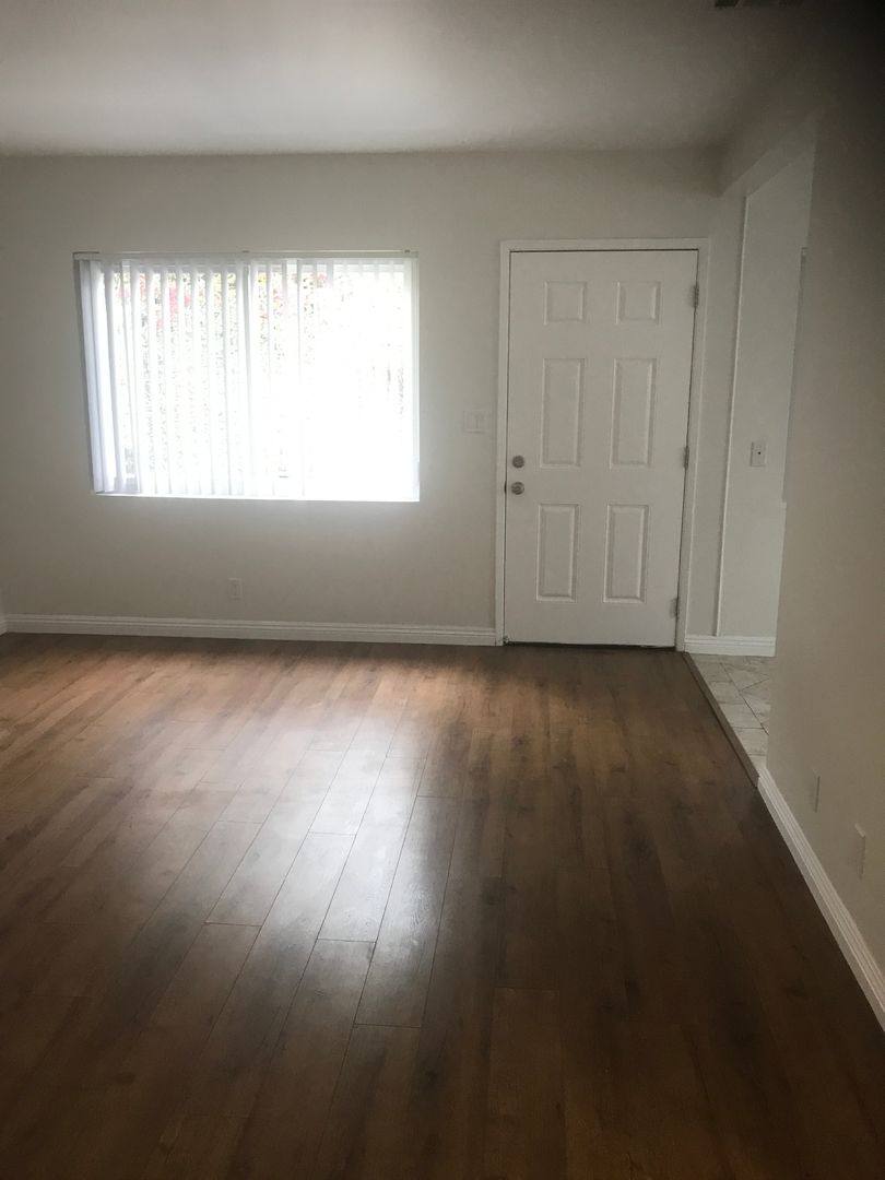 Apartment for rent at 85 N Craig Ave, Pasadena, CA 91107