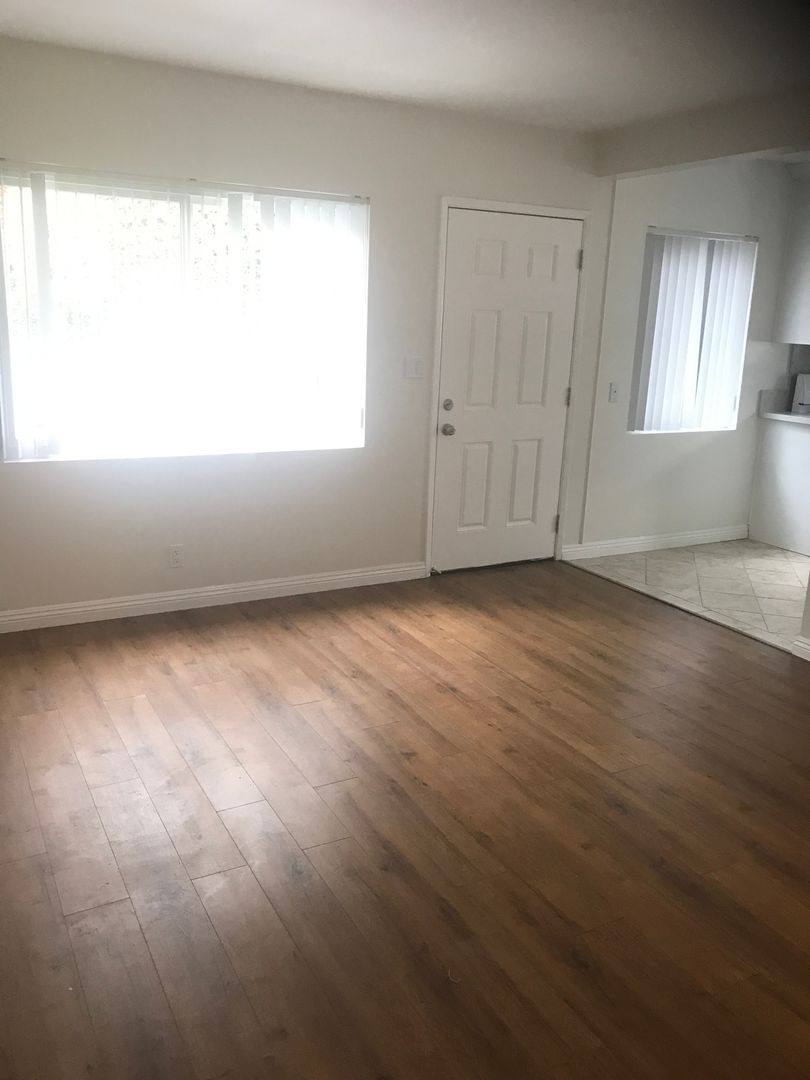 Apartment for rent at 85 N Craig Ave, Pasadena, CA 91107