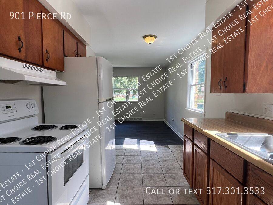 House for rent at 901 Pierce Rd, Lansing, MI 48910