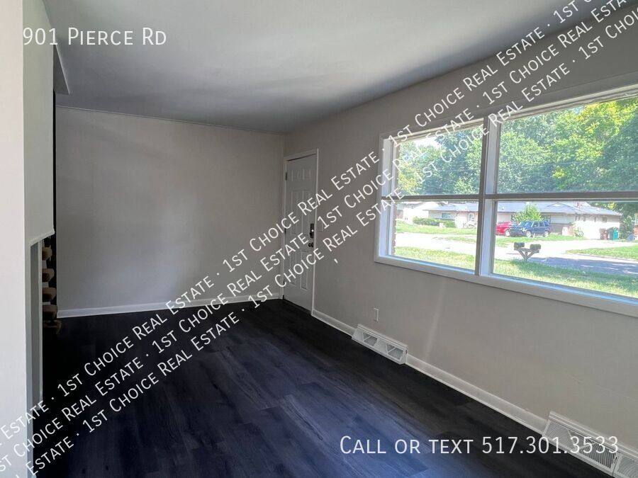 House for rent at 901 Pierce Rd, Lansing, MI 48910