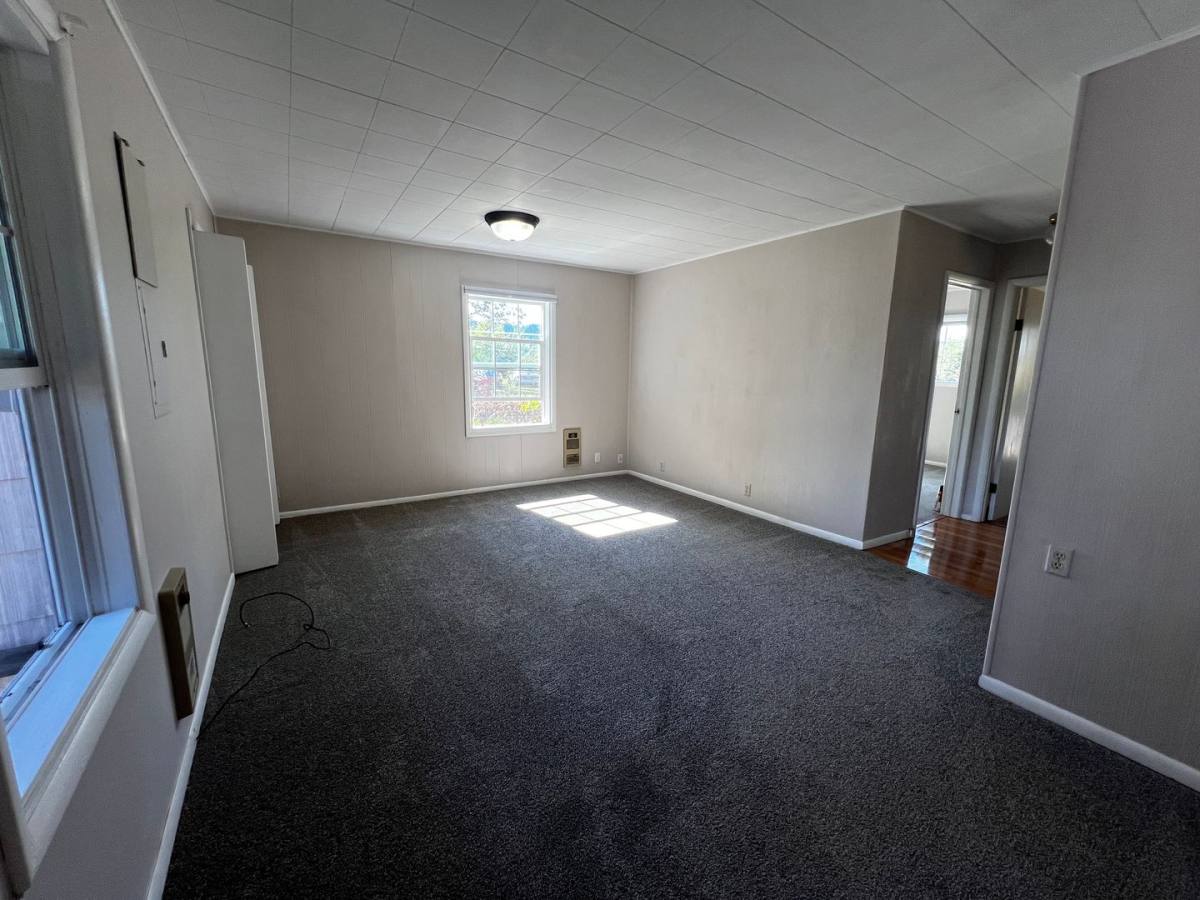 House for rent at 84393 Keepers Rd, Pleasant Hill, OR 97455