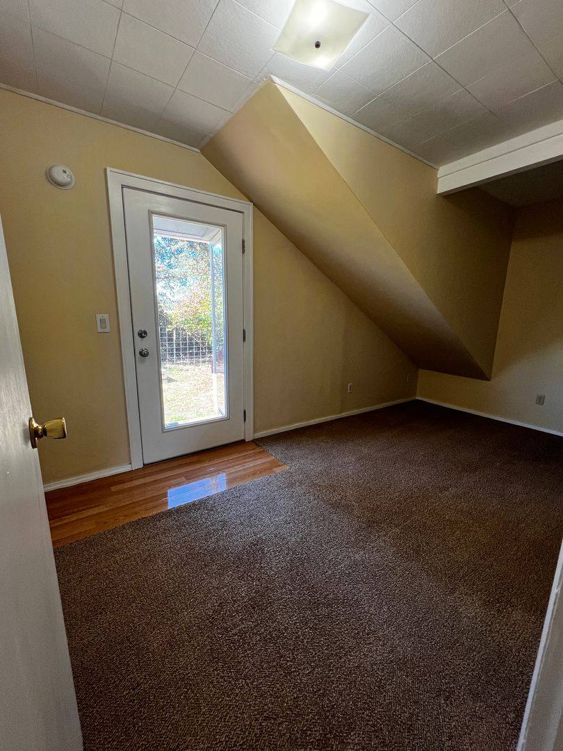 House for rent at 84393 Keepers Rd, Pleasant Hill, OR 97455