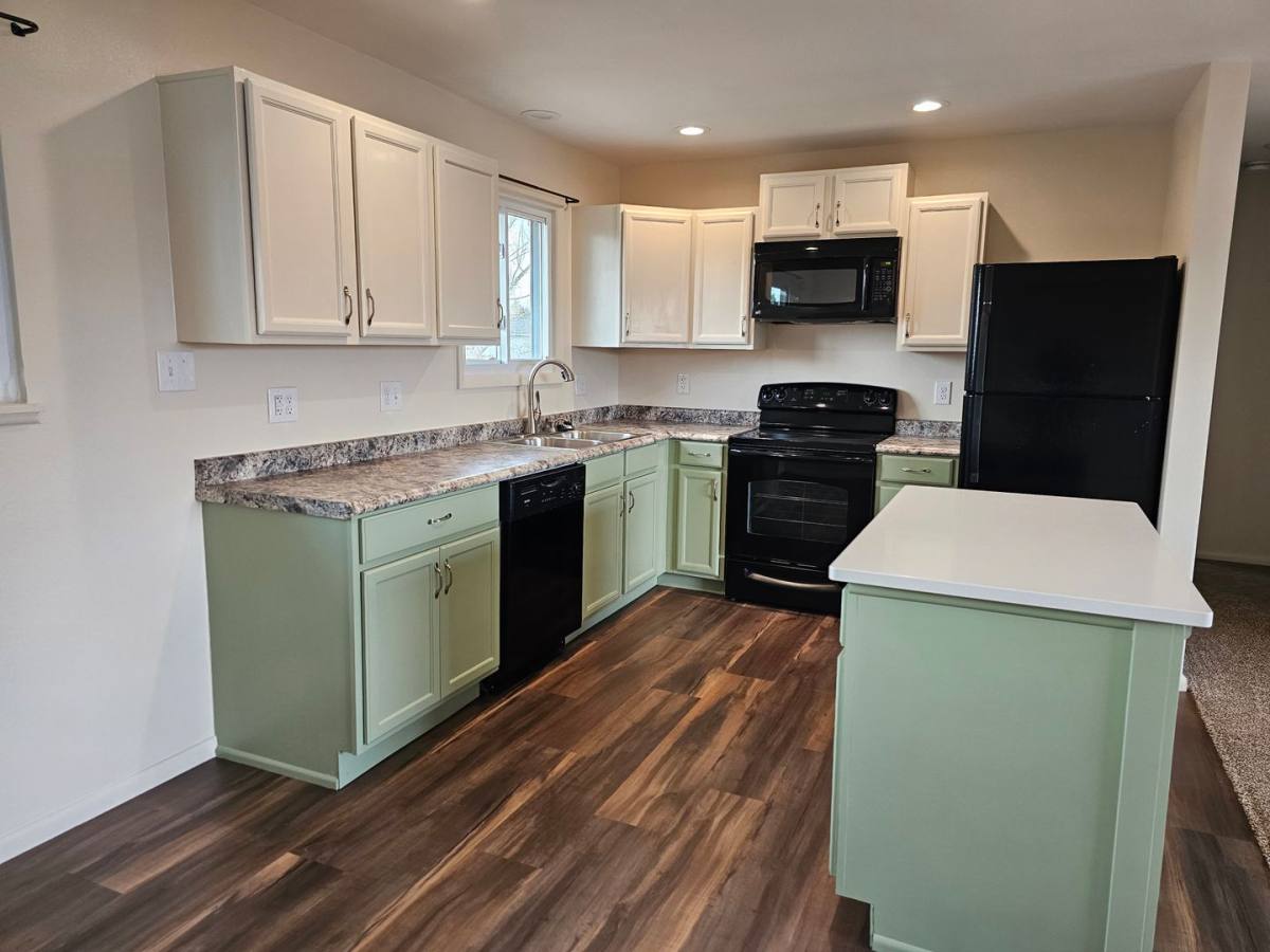 House for rent at 905 New Bedford Dr, Cheyenne, WY 82009