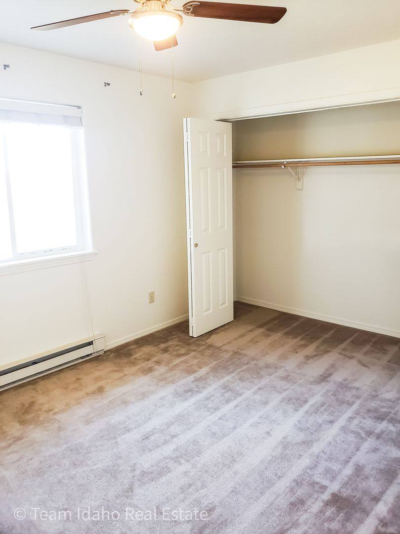 Apartment for rent at 1038 W C St, Moscow, ID 83843