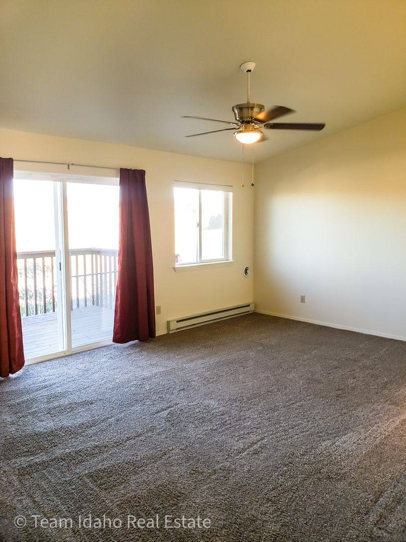 Apartment for rent at 1038 W C St, Moscow, ID 83843