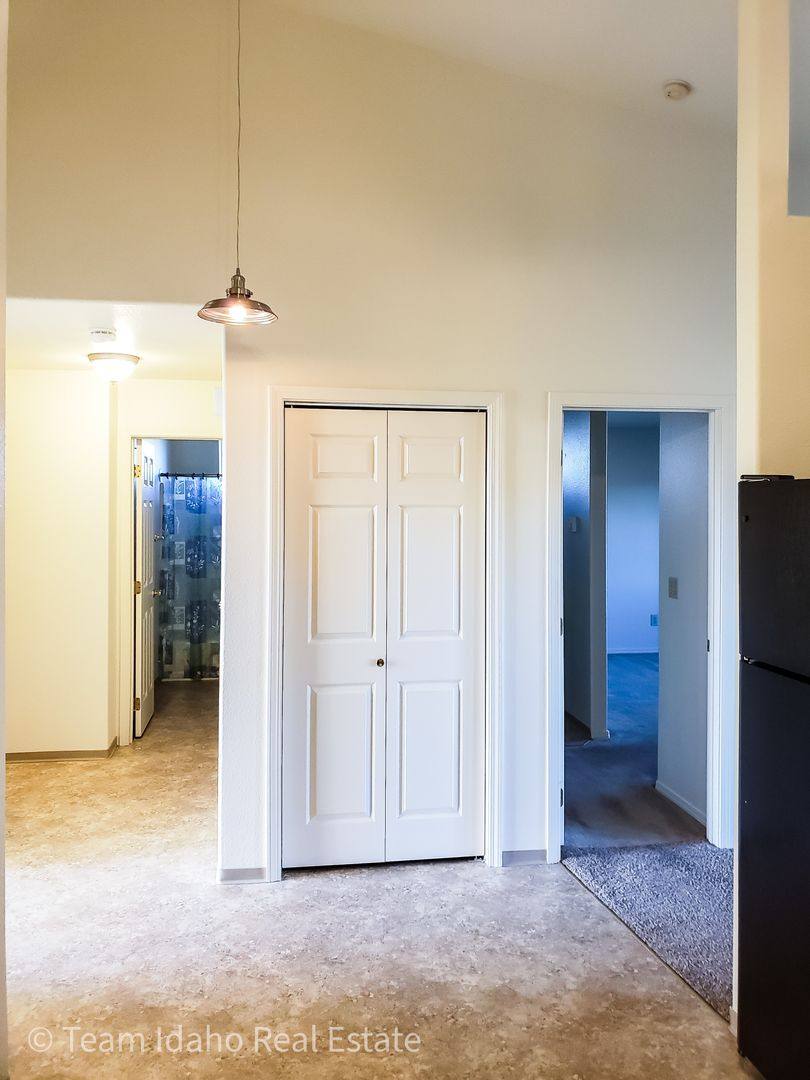 Apartment for rent at 1038 W C St, Moscow, ID 83843