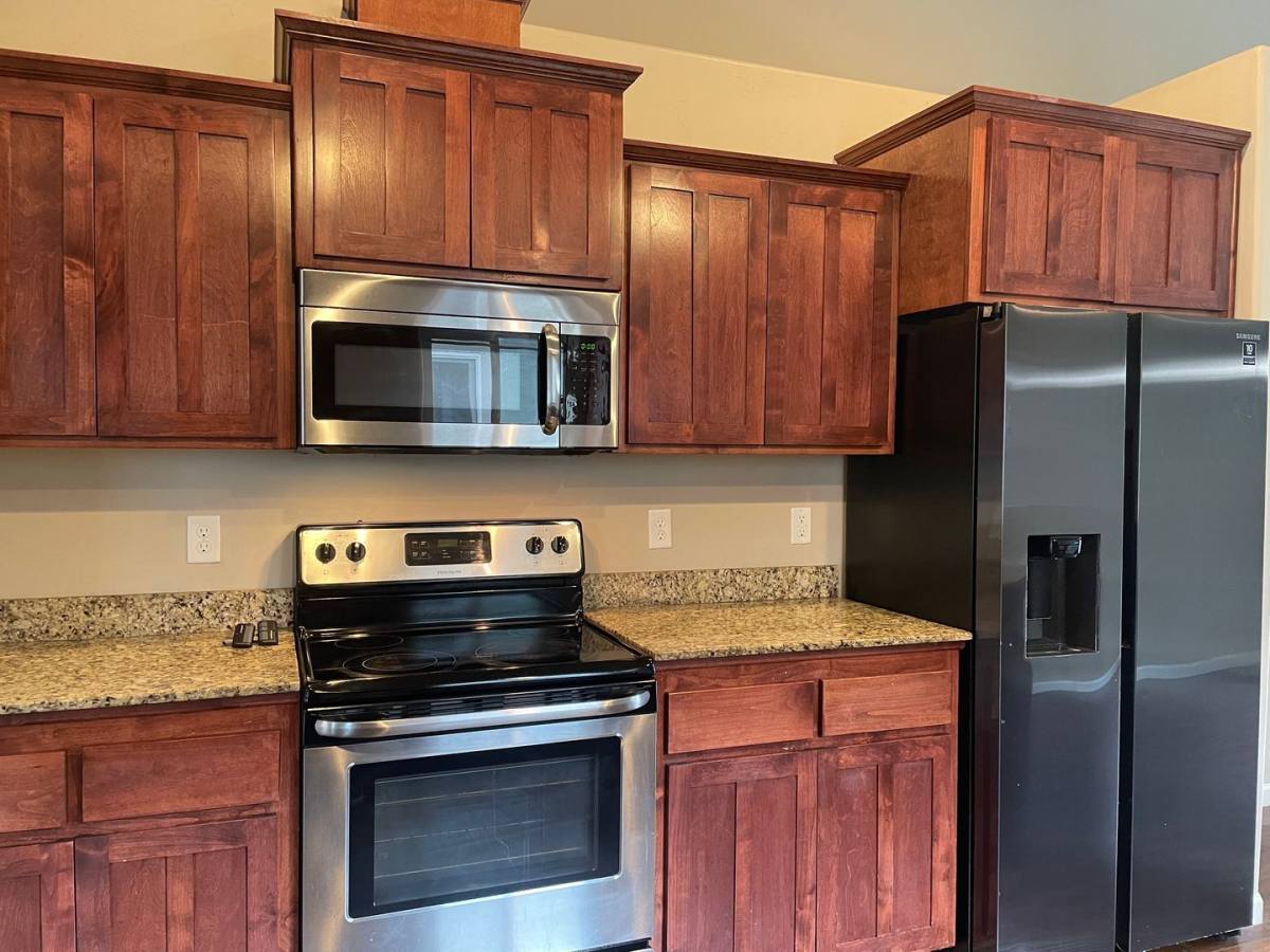 House for rent at 1100 Katie Mae, Medford, OR 97501