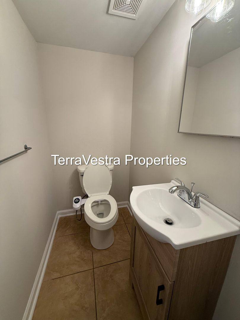 Apartment for rent at 2853-2855 Erial Rd, Sicklerville, NJ 08081
