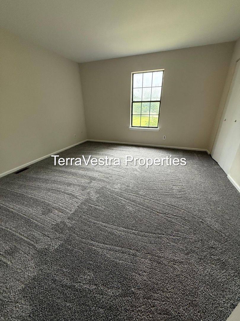 Apartment for rent at 2853-2855 Erial Rd, Sicklerville, NJ 08081