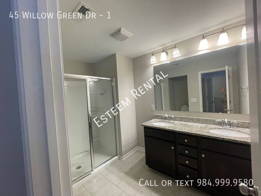 Townhouse for rent at 45 Willow Green Dr #1, Clayton, NC 27527